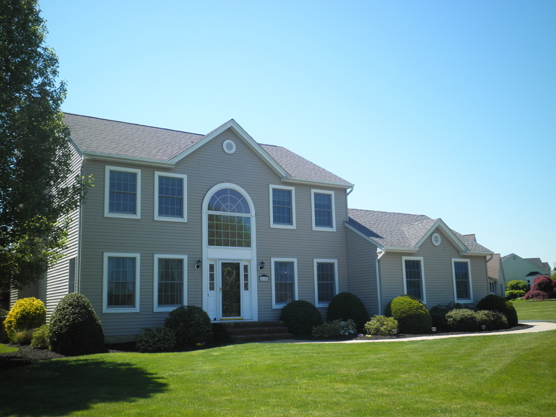 Property Photo: 610 Debra Ln NJ 08886