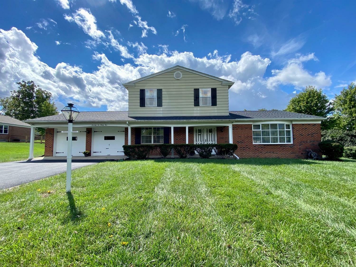 Property Photo: 7635 Cloverhill Ct OH 45069