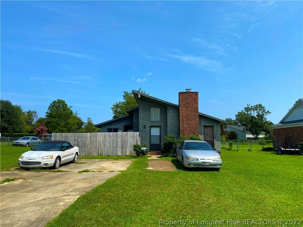 Property Photo:  1815 Rivergate Road  NC 28304 