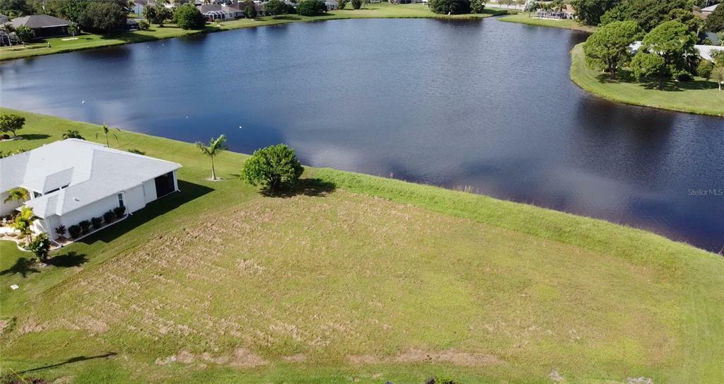 Property Photo: 2437 Cologne Lane FL 33983