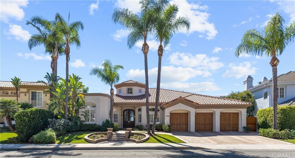 Property Photo: 4718 E El Rito CA 92867