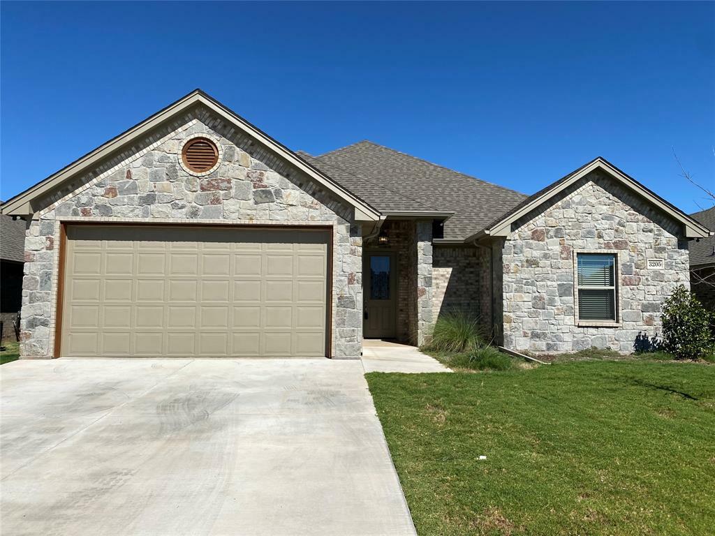 Property Photo:  3205 Windcrest Drive  TX 76049 