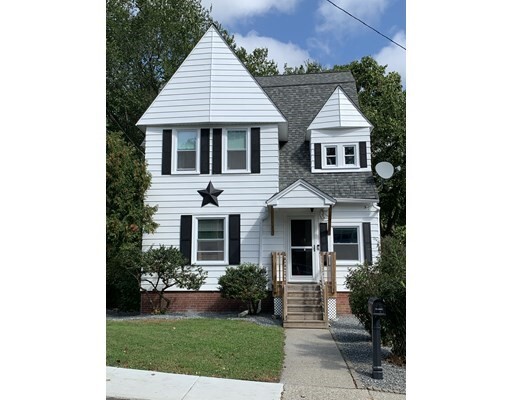 Property Photo: 14 Pine St MA 01588