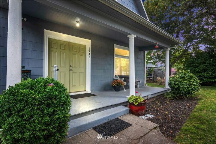 Property Photo: 1947 S L Street WA 98405