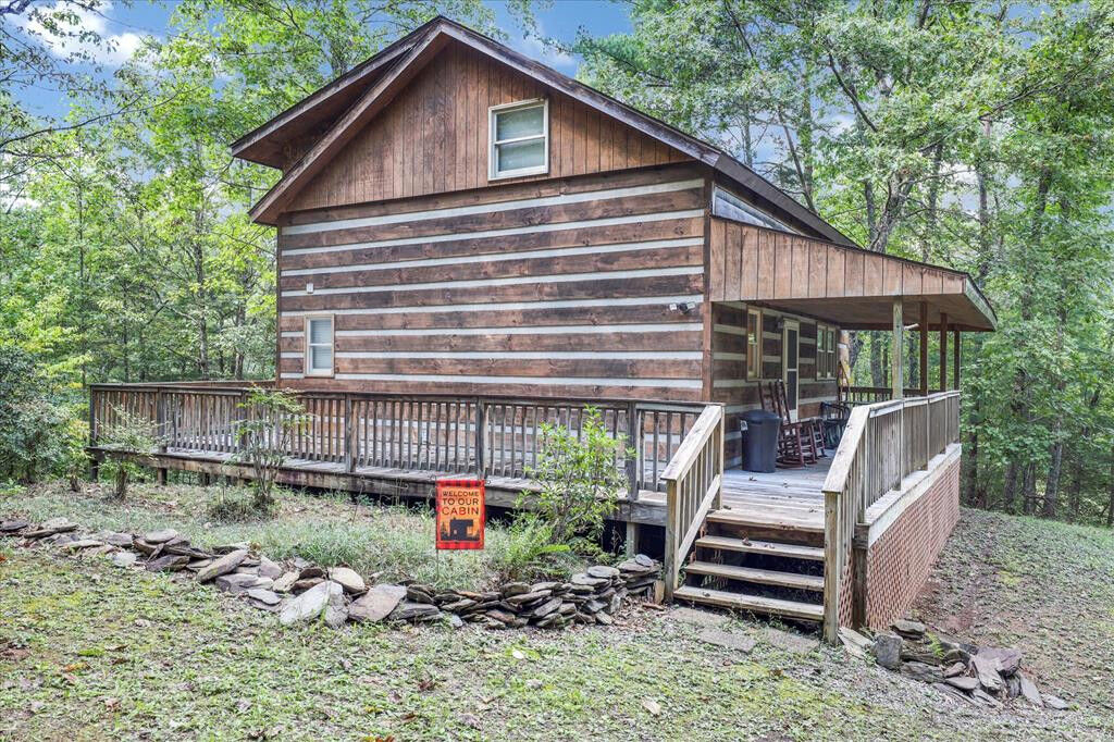 Property Photo: 4364 Dahlgren Way TN 37876