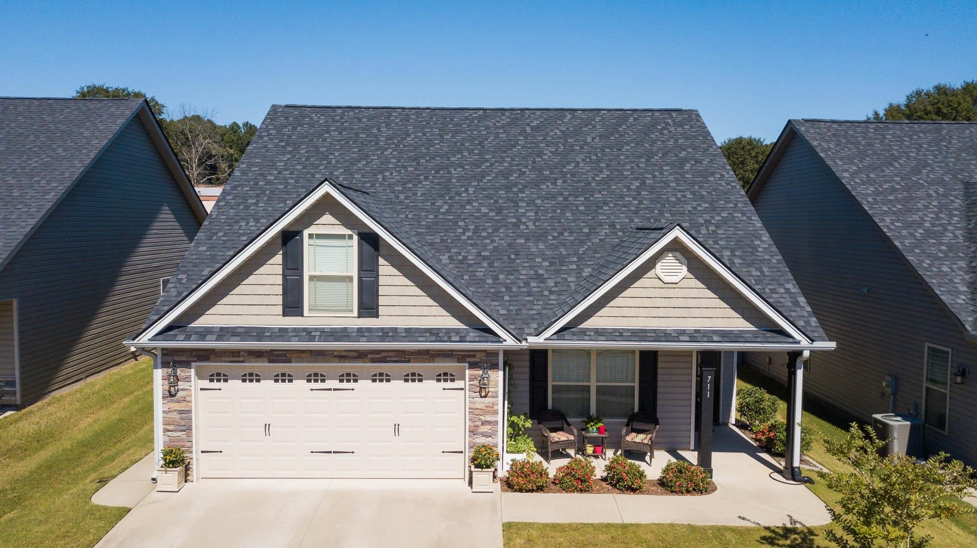 Property Photo: 711 Grays Harbor Court SC 29316