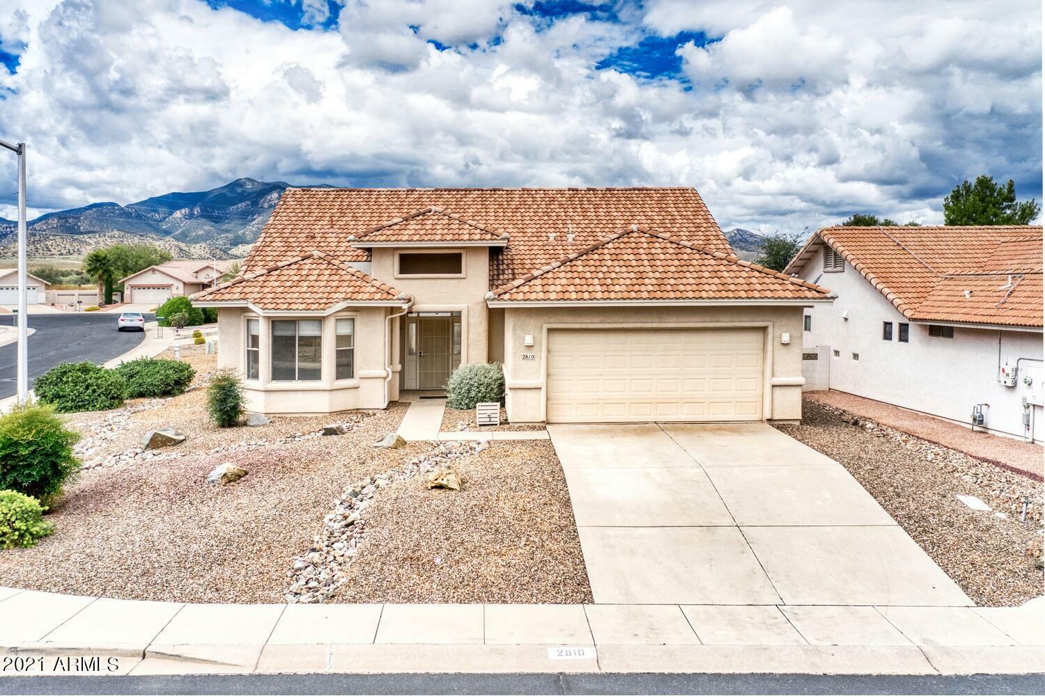 Property Photo:  2810 Stonehenge Drive  AZ 85650 