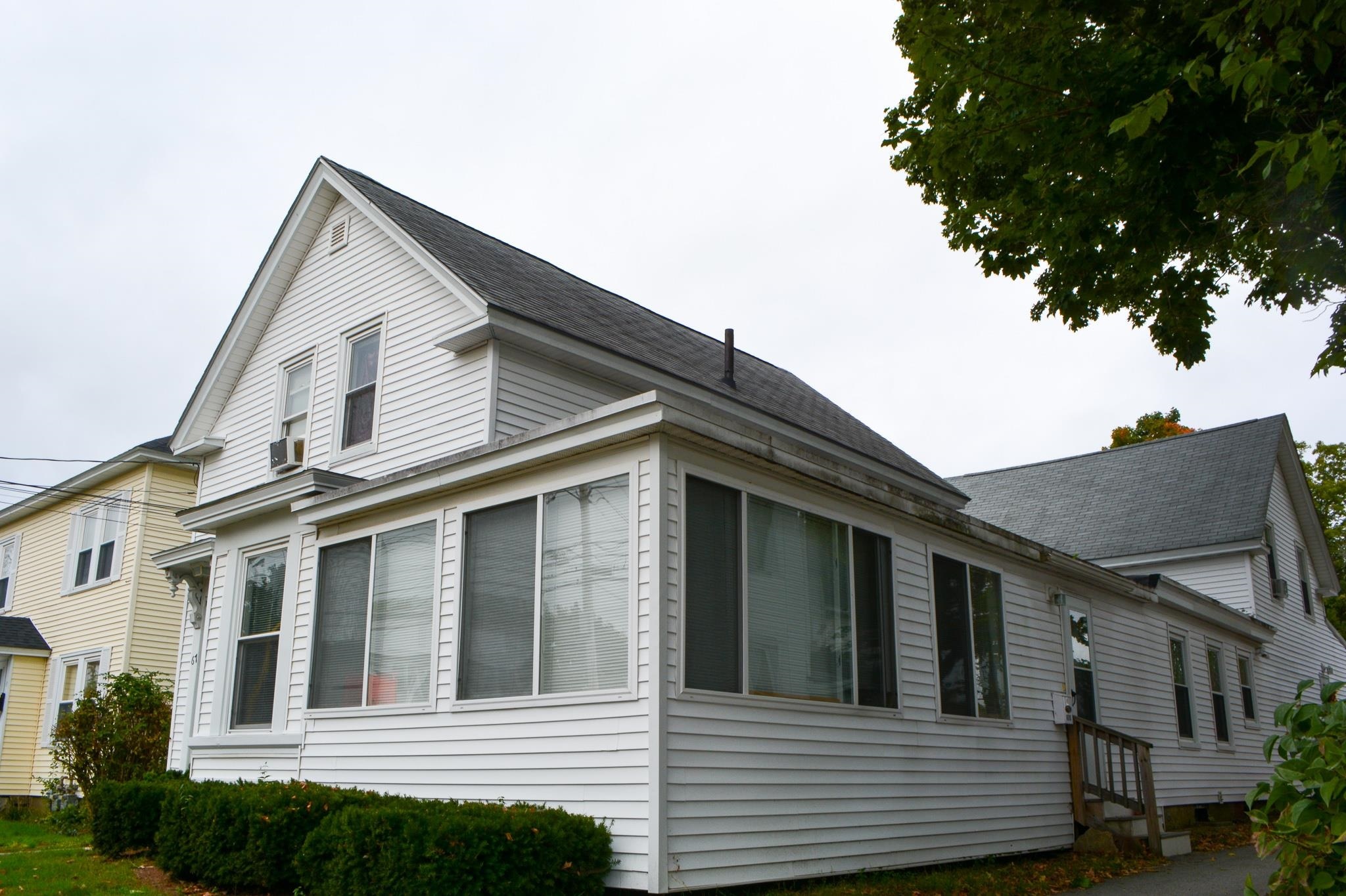 Property Photo:  67 Washington Street  NH 03867 