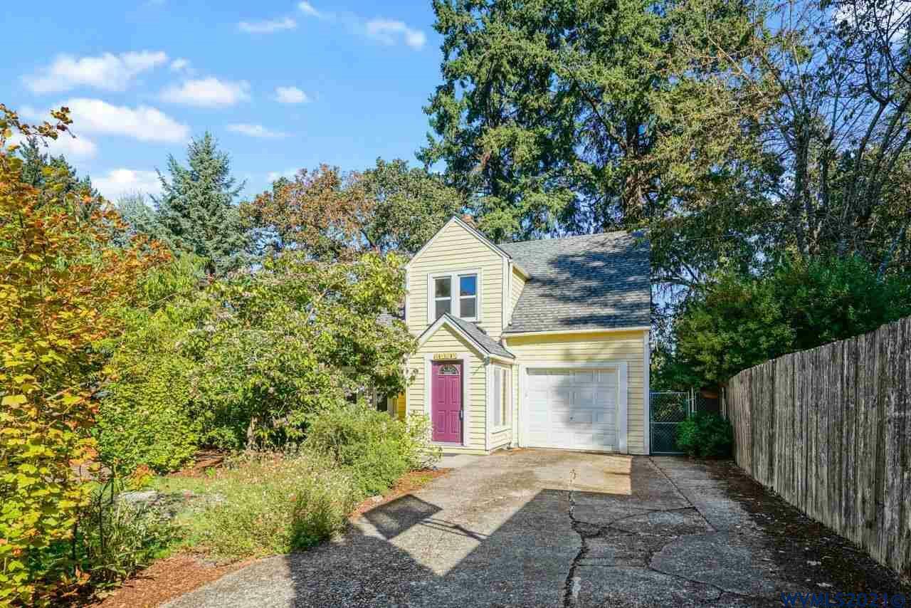 Property Photo:  2150  Summer St SE  OR 97302 