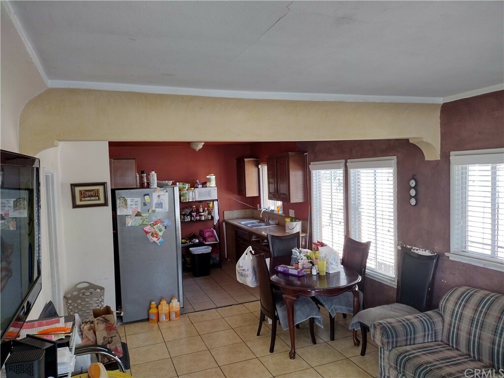 Property Photo:  11327 Burin  CA 90304 