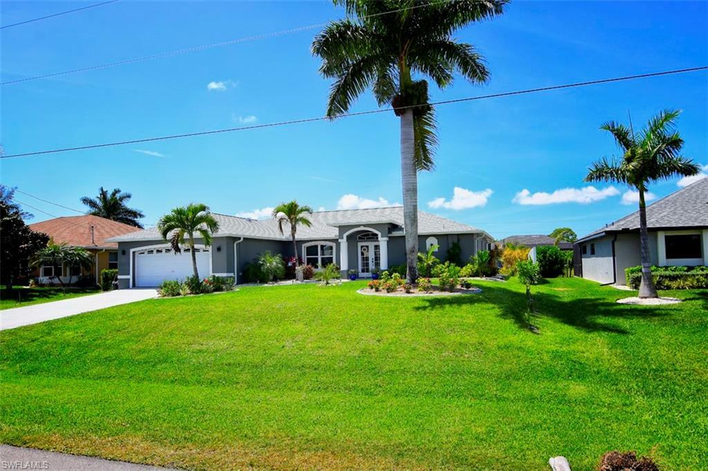 Property Photo: 2228 SW 17th Avenue FL 33991