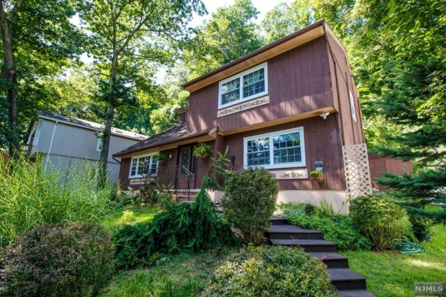 Property Photo:  106 West Lake Shore Drive  NJ 07866 