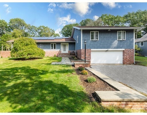 Property Photo:  59 Briarcliff Rd  MA 02301 