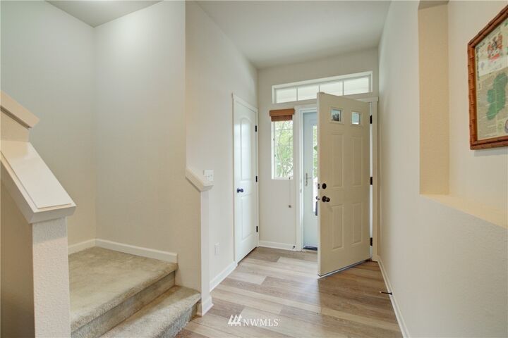 Property Photo: 22805 SE 271st Place WA 98038