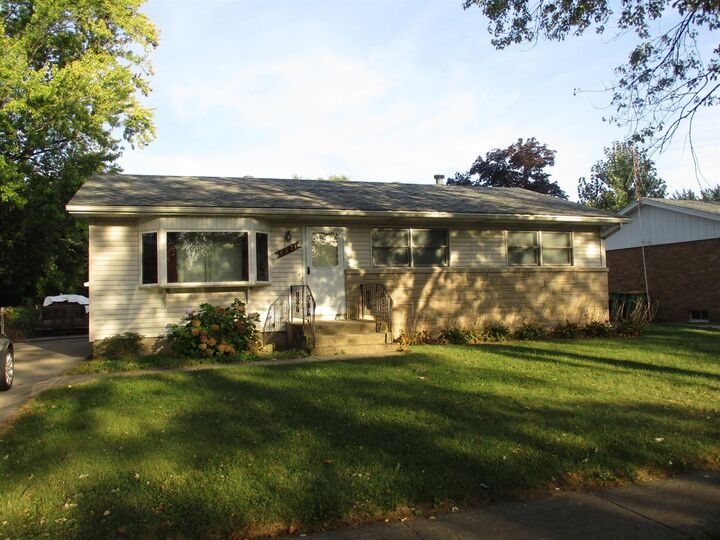 6671 Monroe Court  Merrillville IN 46410 photo