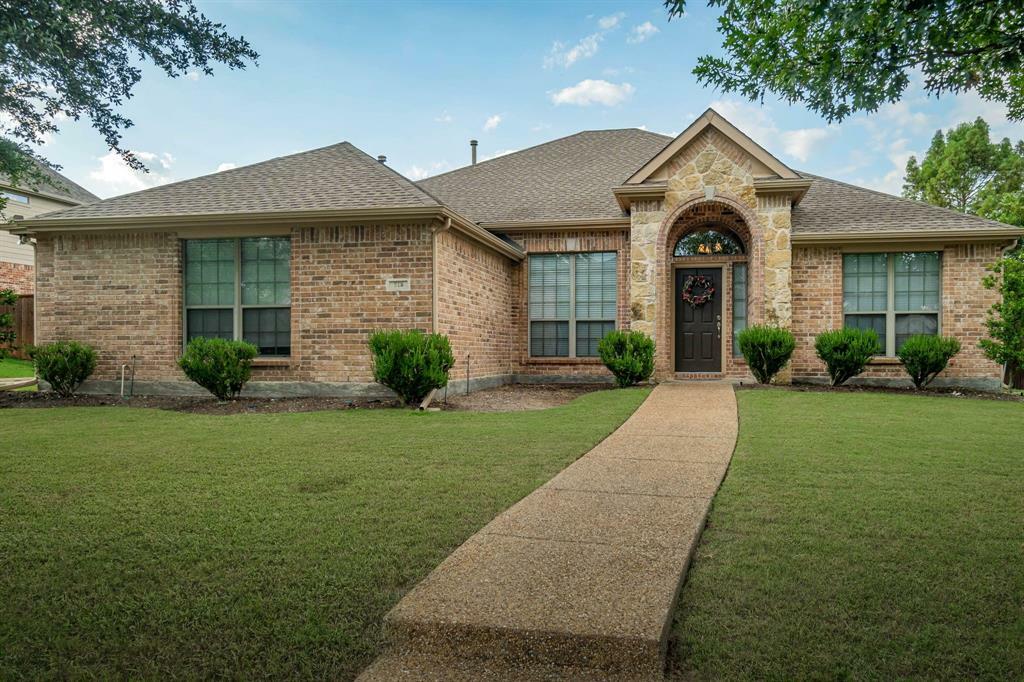 Property Photo:  518 Cedarbird Trail  TX 75094 