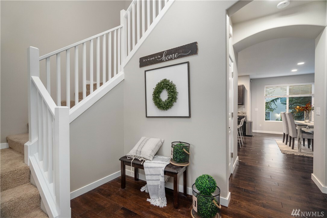 Property Photo: 11402 Ashton Ave E WA 98391