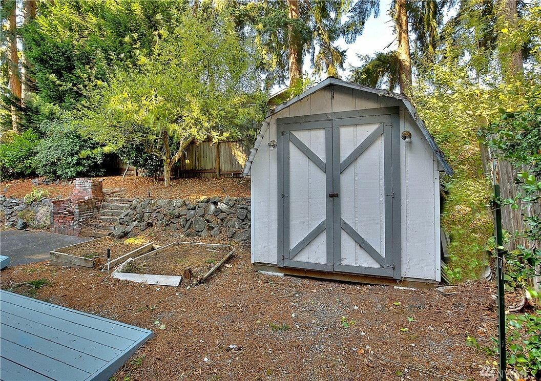 Property Photo:  4236 Shoshone St W  WA 98466 