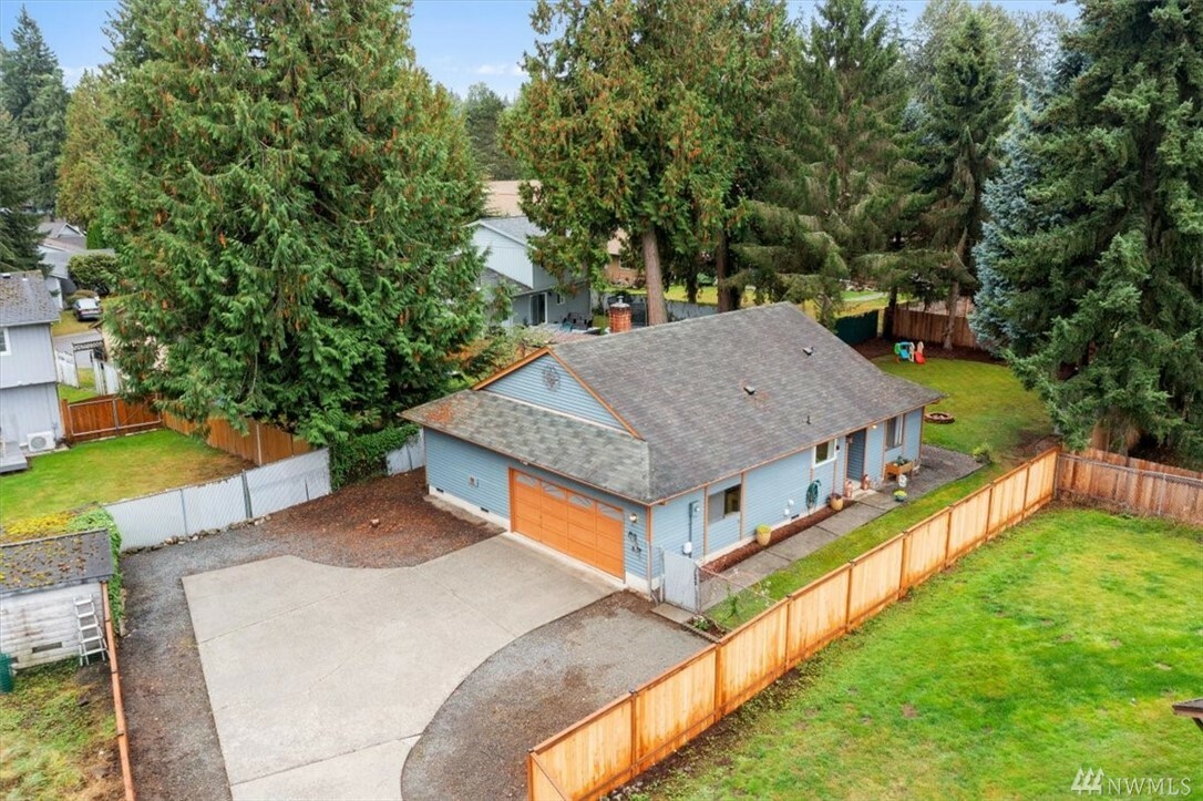 Property Photo:  10120 3rd Place SE  WA 98258 