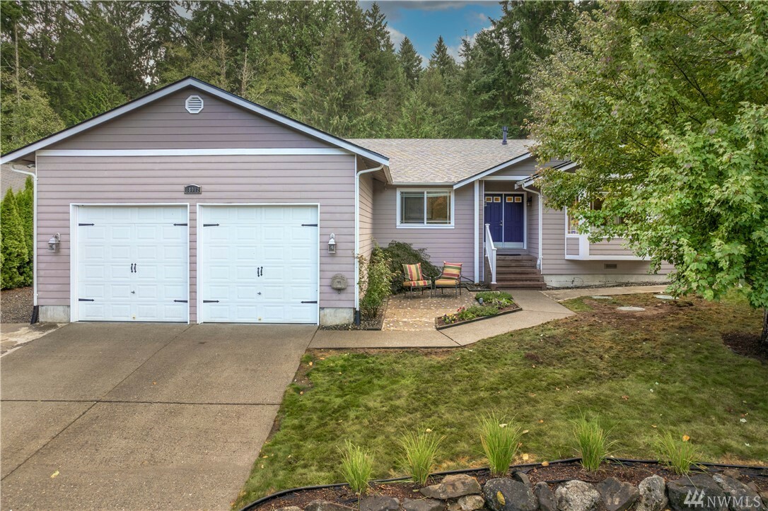 Property Photo:  18012 67th St E  WA 98391 