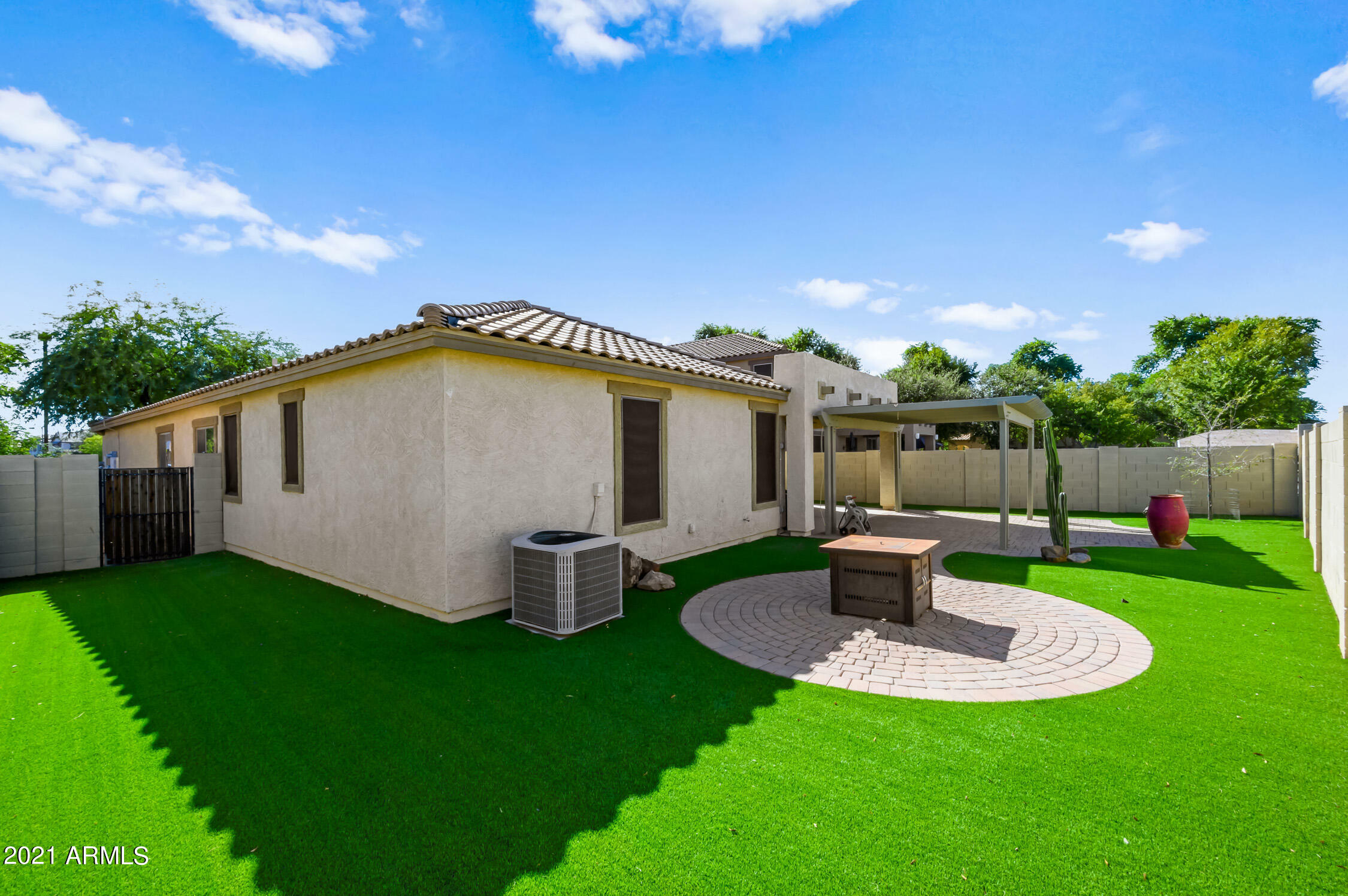 Property Photo:  17742 N Bell Pointe Boulevard  AZ 85374 