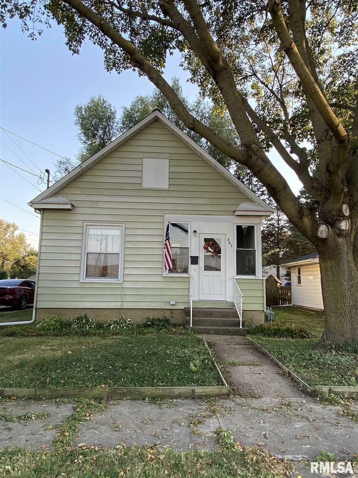 Property Photo:  362 E Birch  IL 61520 