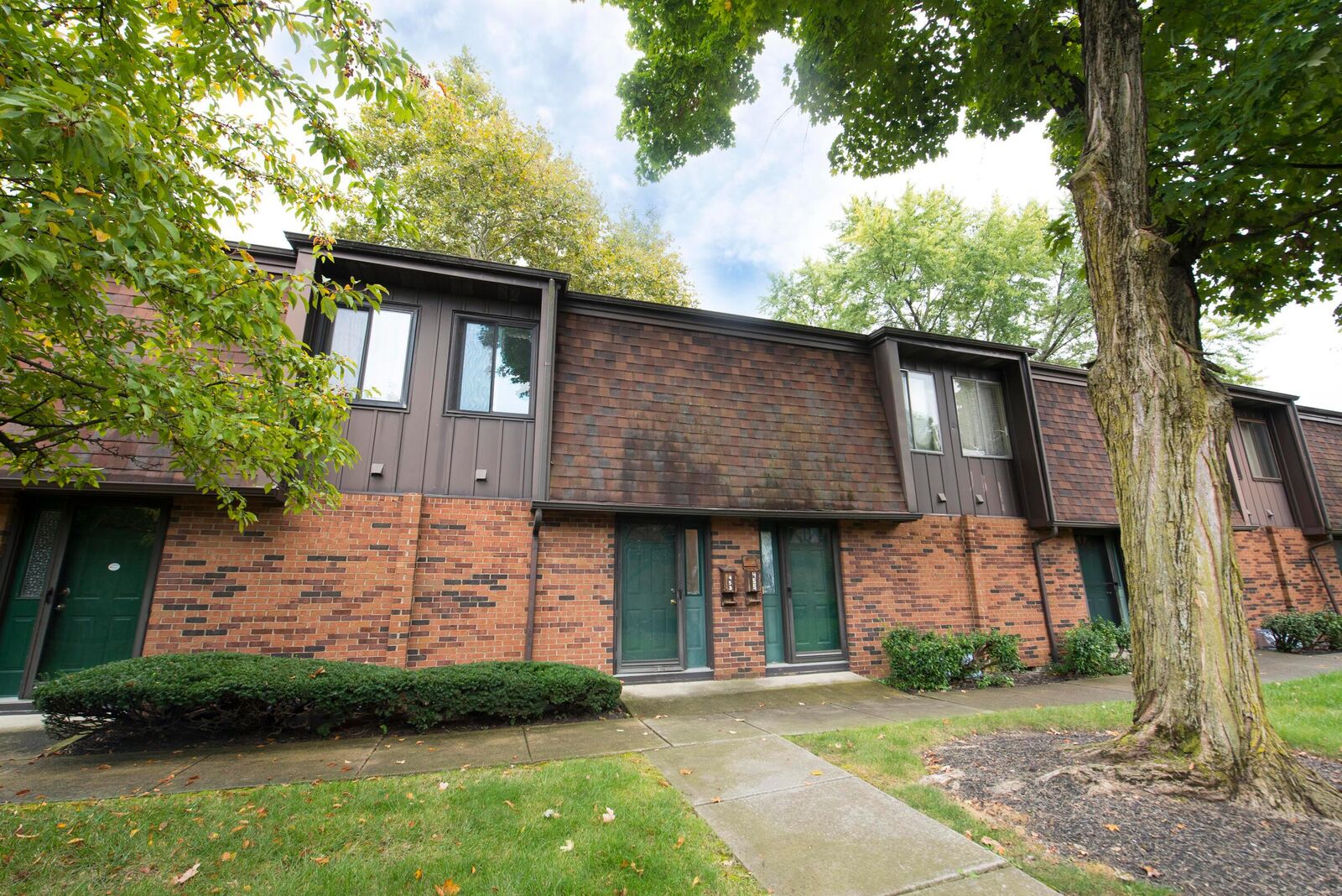 Property Photo: 453 Shell E Court OH 43213