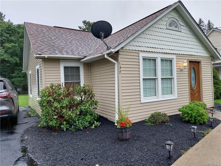 137 E Main Street  Washingtonville NY 10992 photo