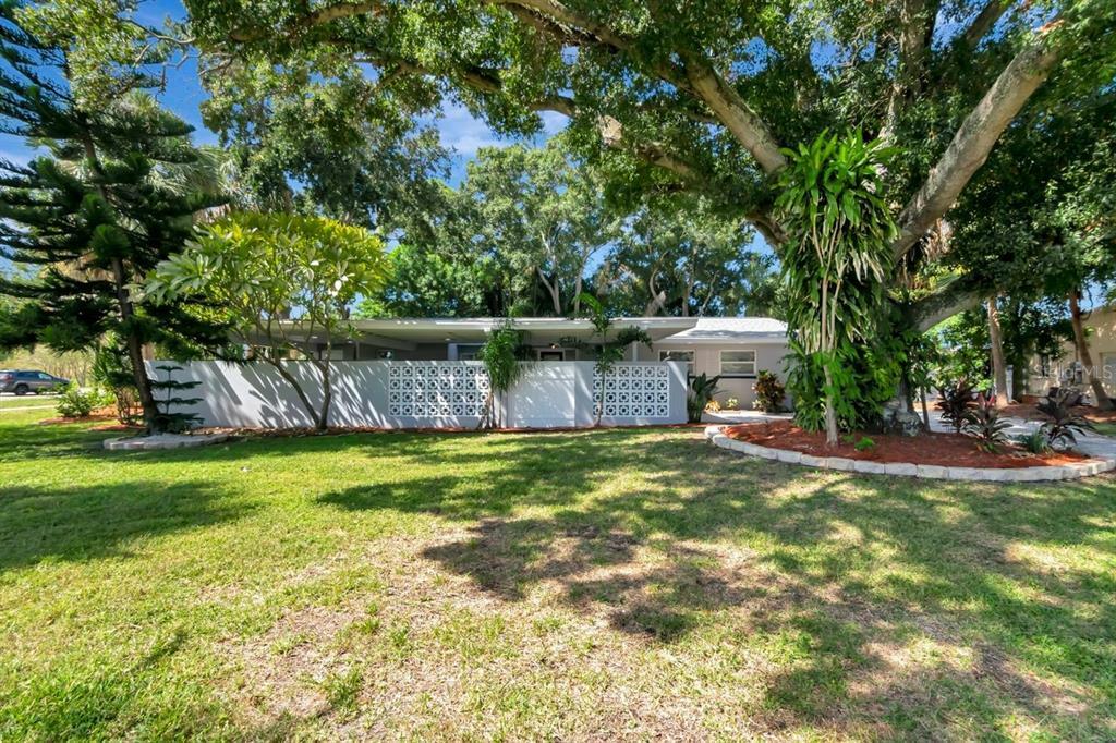 Property Photo: 5393 37th Street S FL 33711