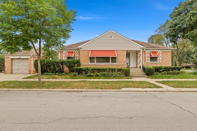 Property Photo:  7855 Kenneth Avenue  IL 60076 