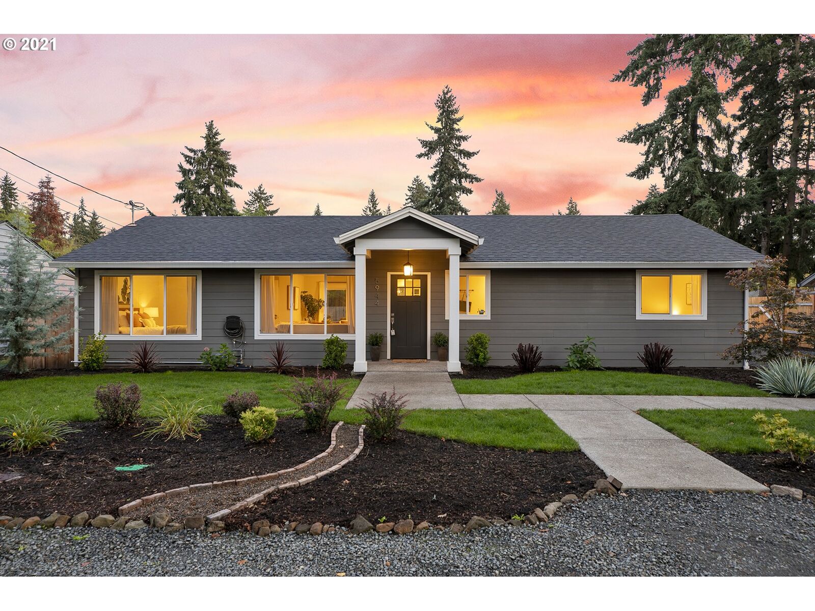 Property Photo: 5944 Burma Rd OR 97035
