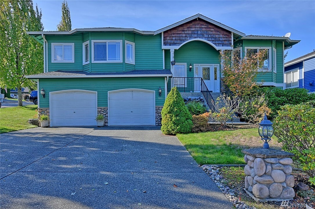 Property Photo: 7612 82nd Ave NE WA 98270