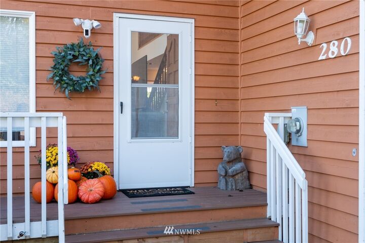 Property Photo:  280 Teresa Street  WA 98282 