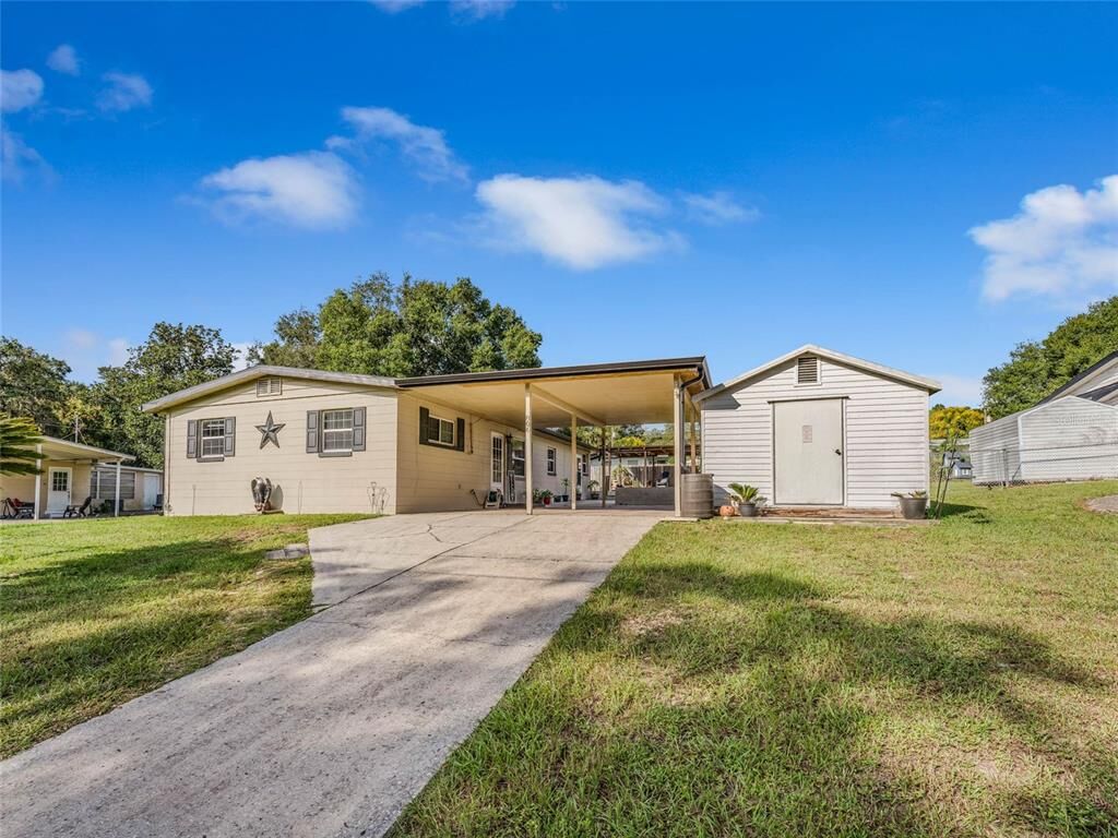 Property Photo:  806 Phoenix Avenue  FL 34731 