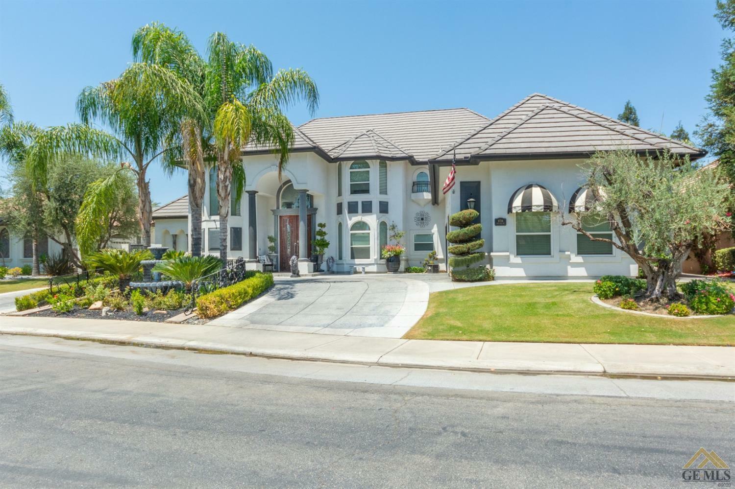 Property Photo:  8706 Skye Isle Way  CA 93312 