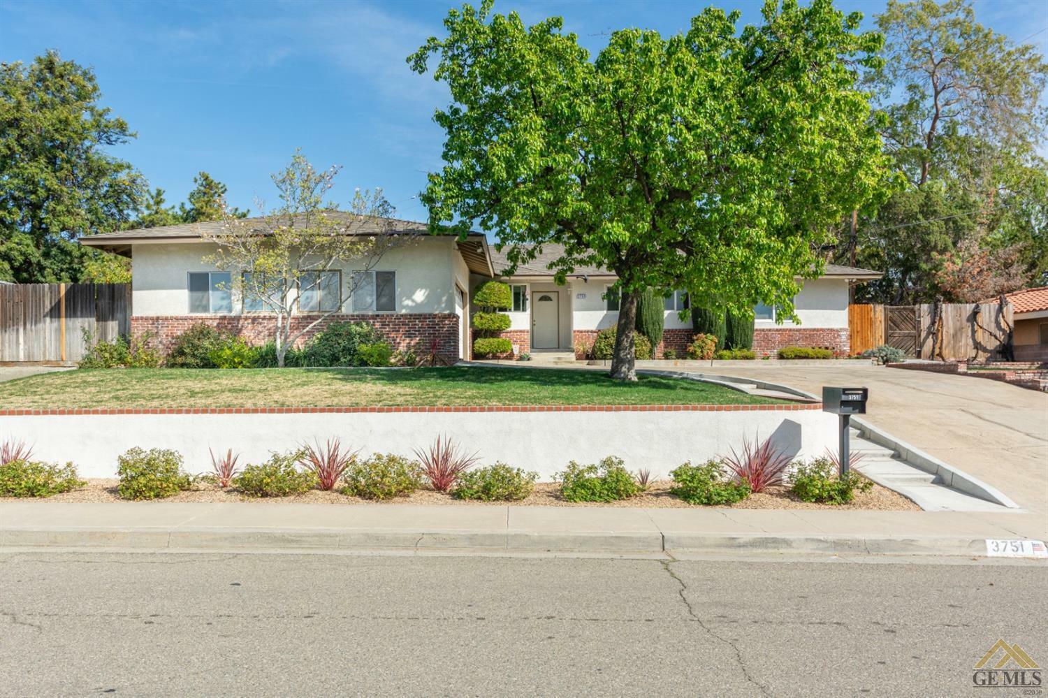 Property Photo:  3751 Dalehurst Drive  CA 93306 