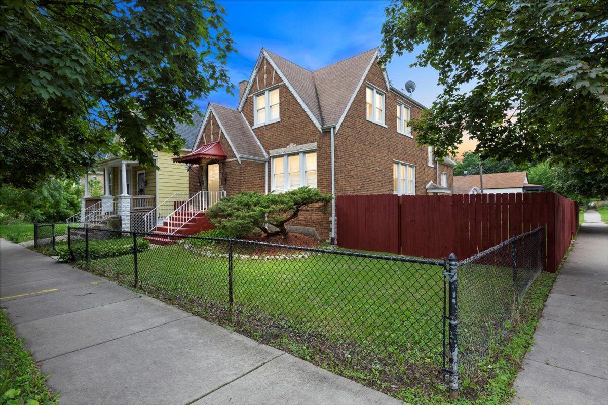 Property Photo: 12000 S Indiana Avenue IL 60628