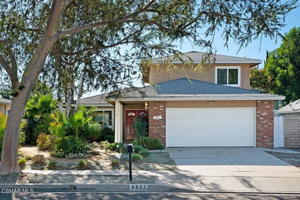 Property Photo:  6027 Dovetail Drive  CA 91301 