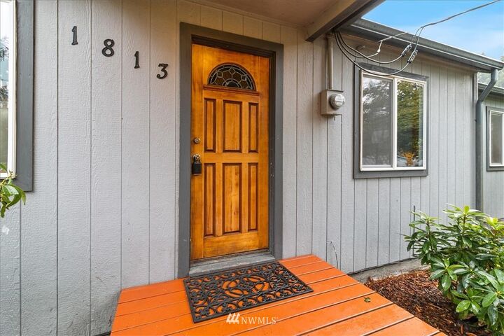 Property Photo:  1813  Odegard Rd  SW  WA 98512 