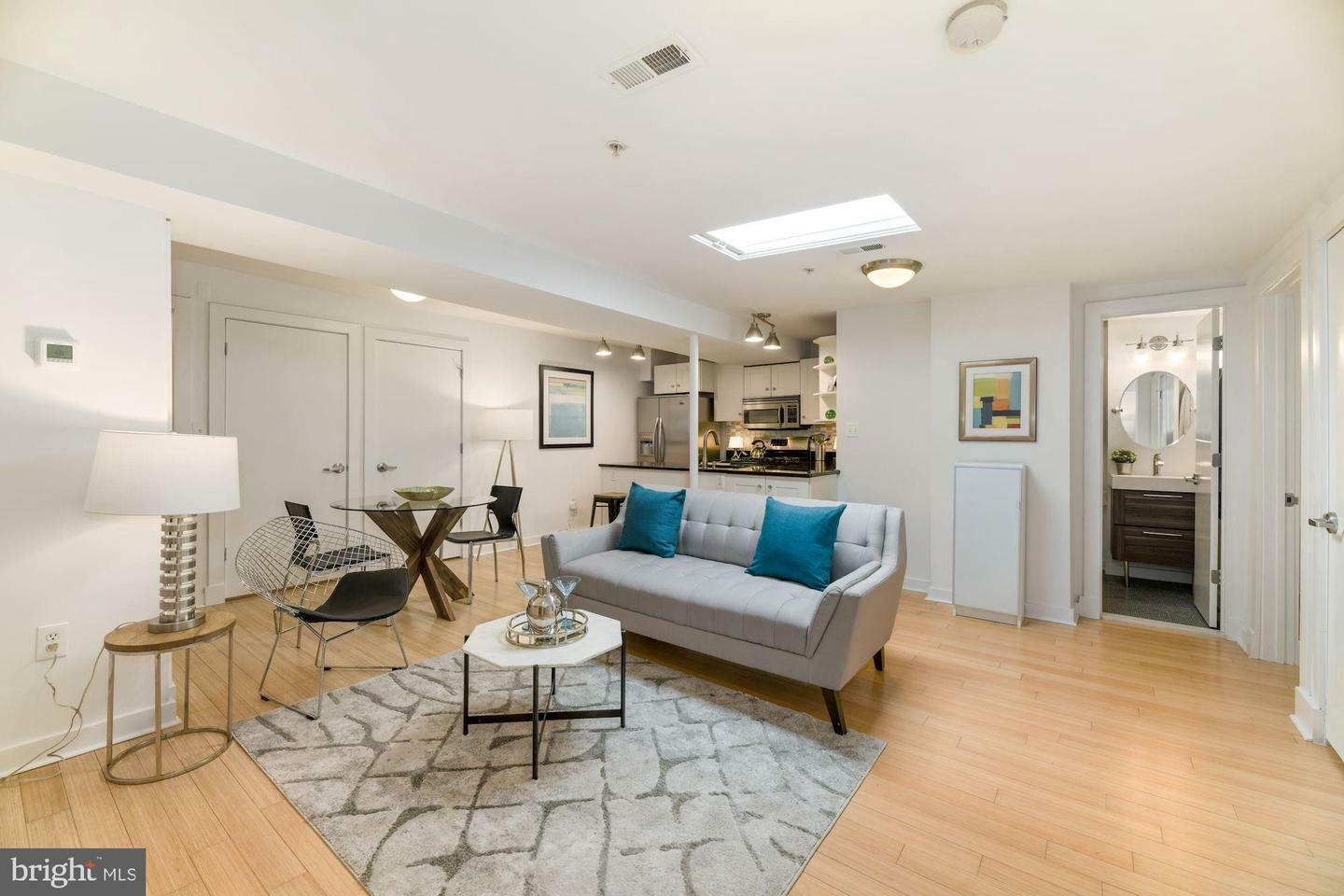 Property Photo: 3510 16th Street NW 402 DC 20010