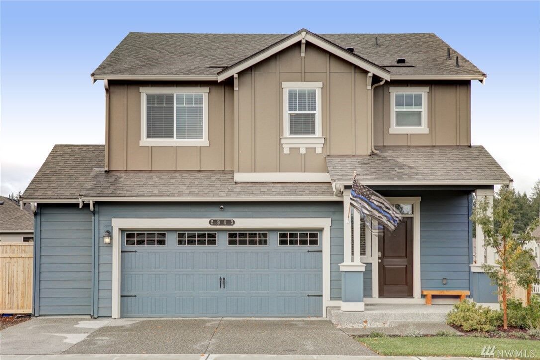 Property Photo:  2943 Anna St NE  WA 98516