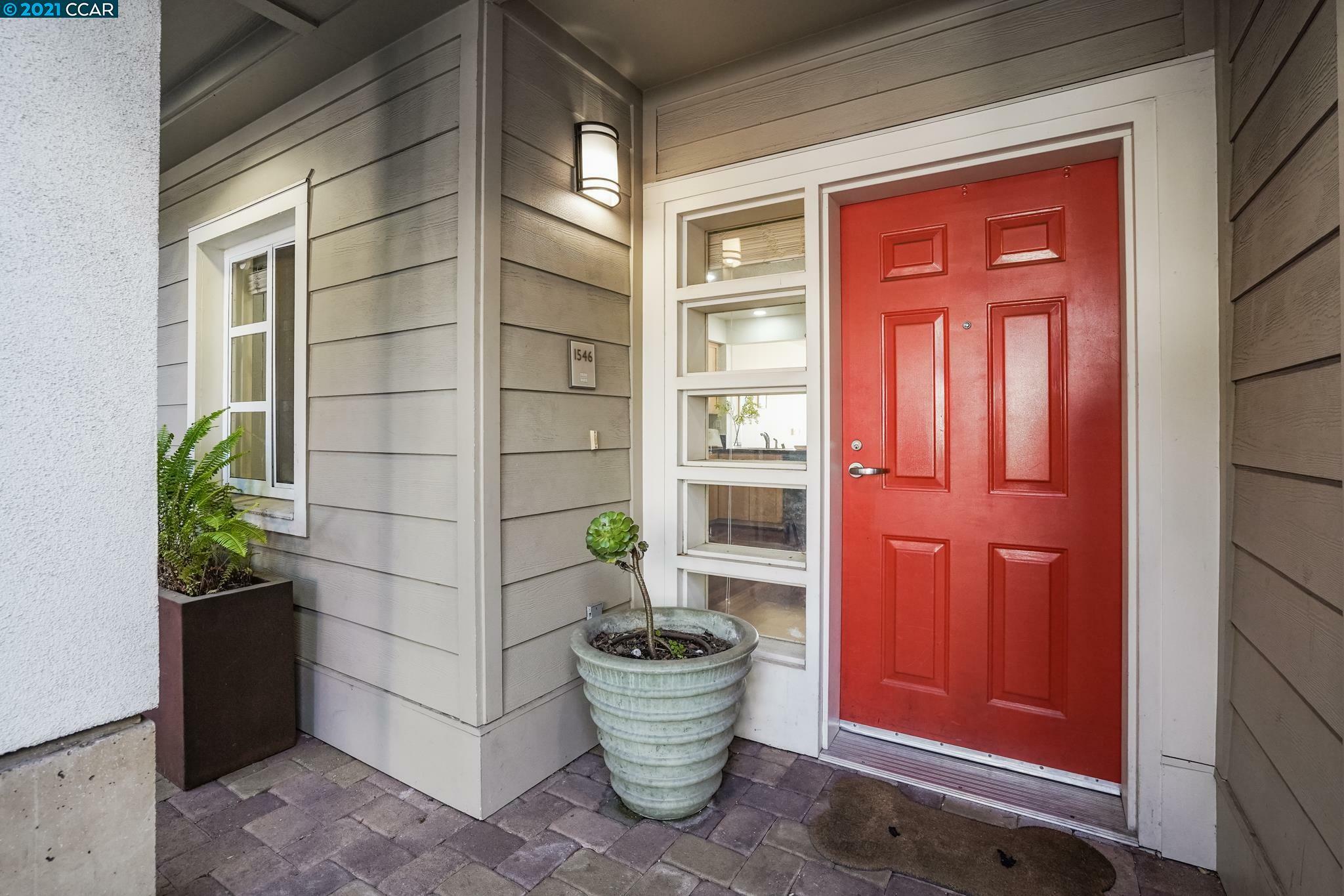 Property Photo: 1546 Brunswig Ln CA 94608