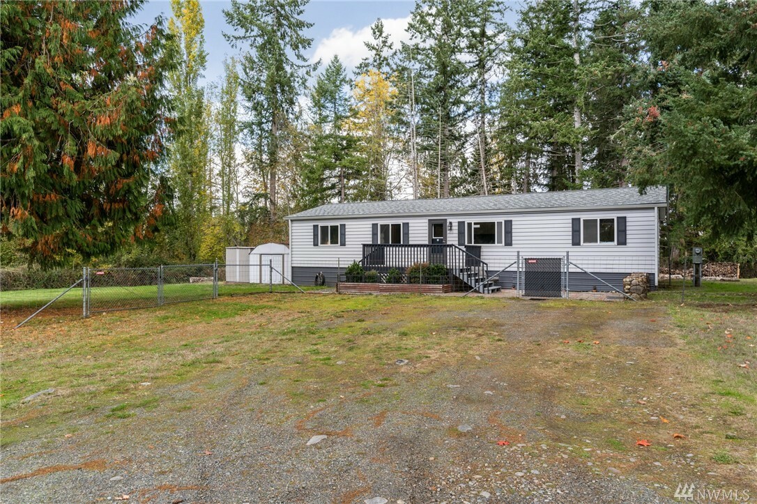 Property Photo:  4711 350th St Ct S  WA 98580 