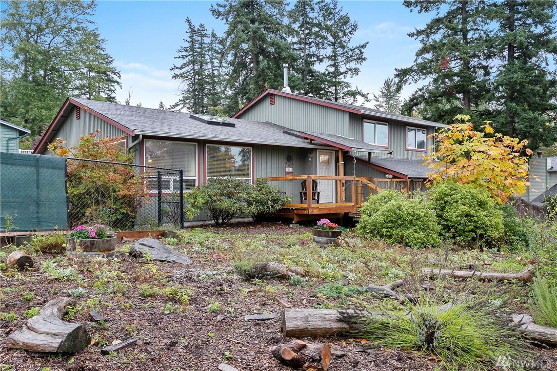 Property Photo:  3854 Brownsville Dr  WA 98226 