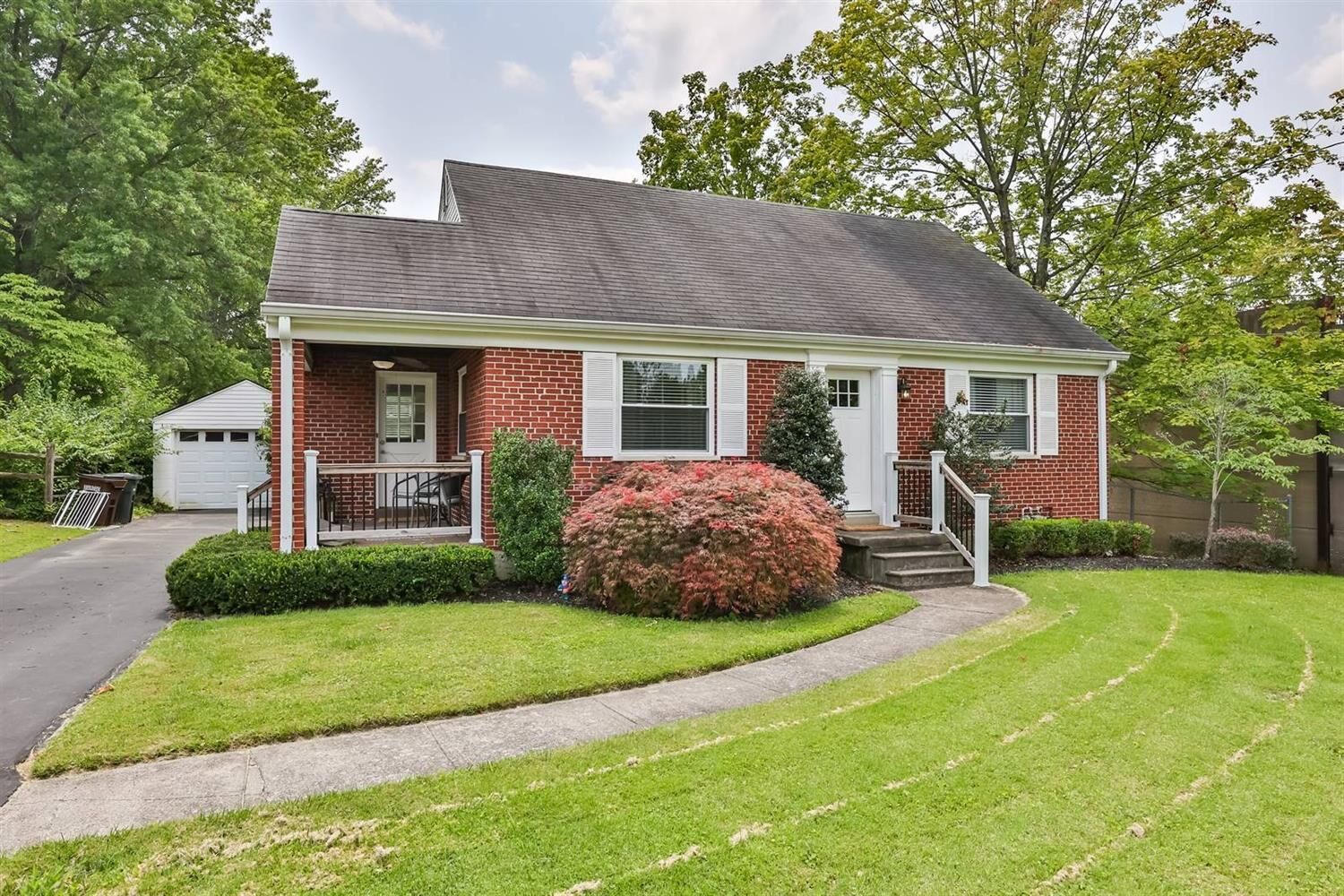 Property Photo:  10019 Zig Zag Rd  OH 45242 