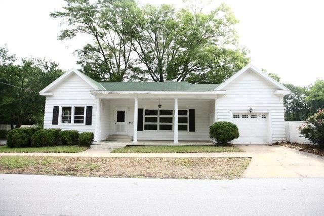 15 N 4th Street  Opelika AL 36801 photo