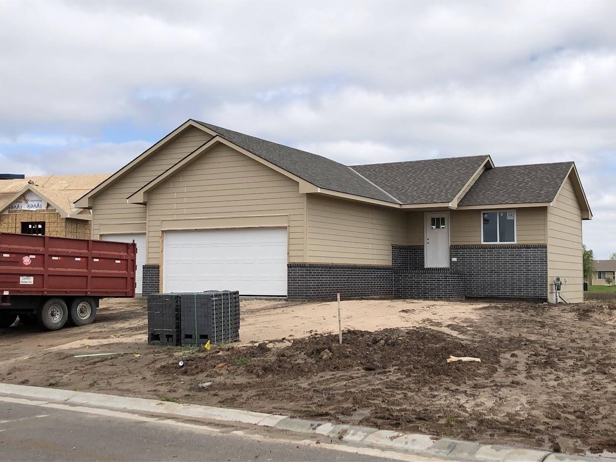 Property Photo:  1740 N Kap St  KS 67235 