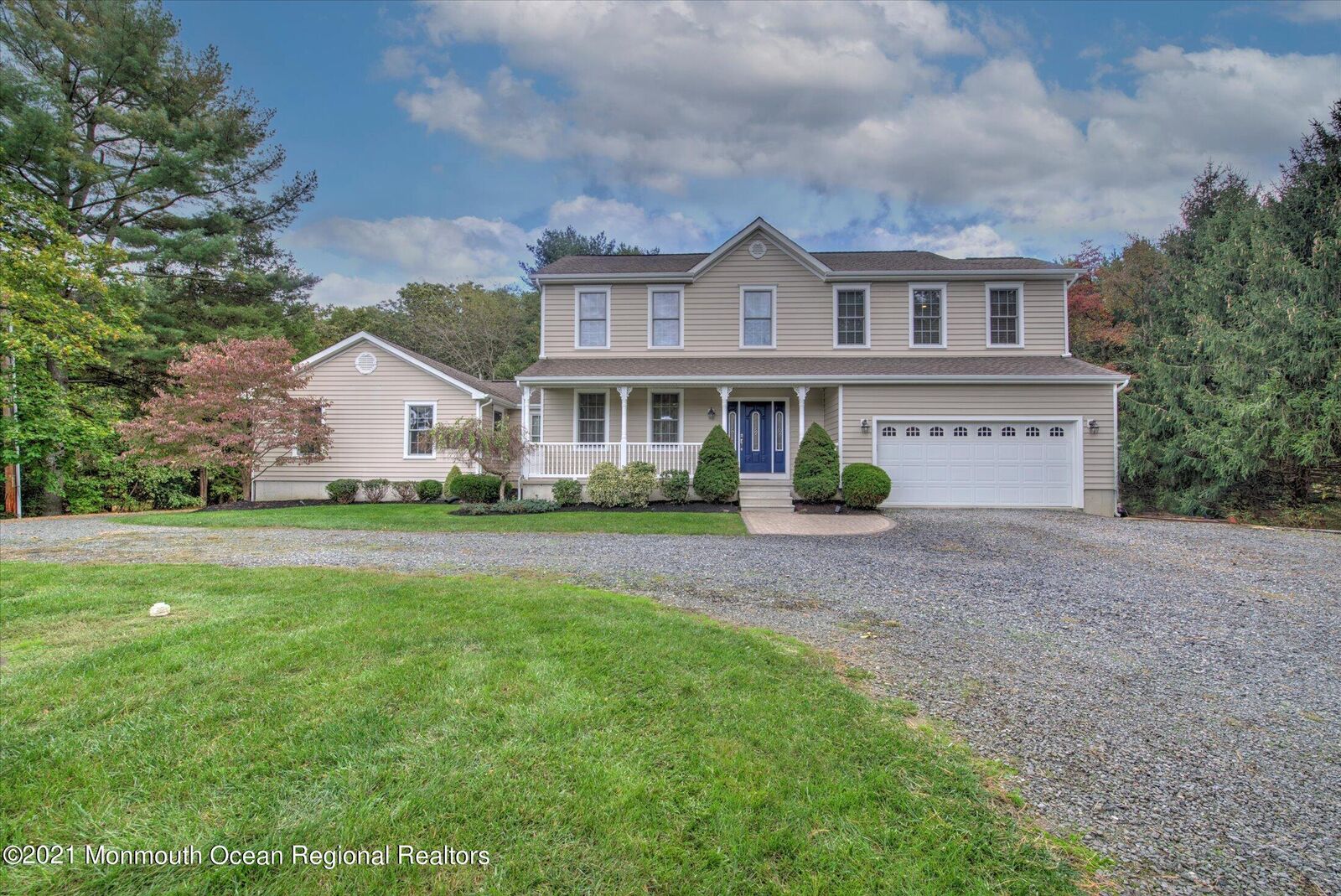 Property Photo:  17 Hill Lane  NJ 08514 