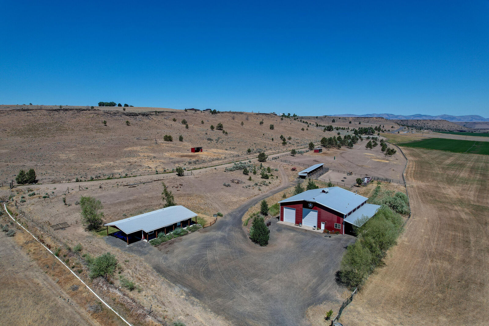 Property Photo:  4766 NE Collins Drive  OR 97741 