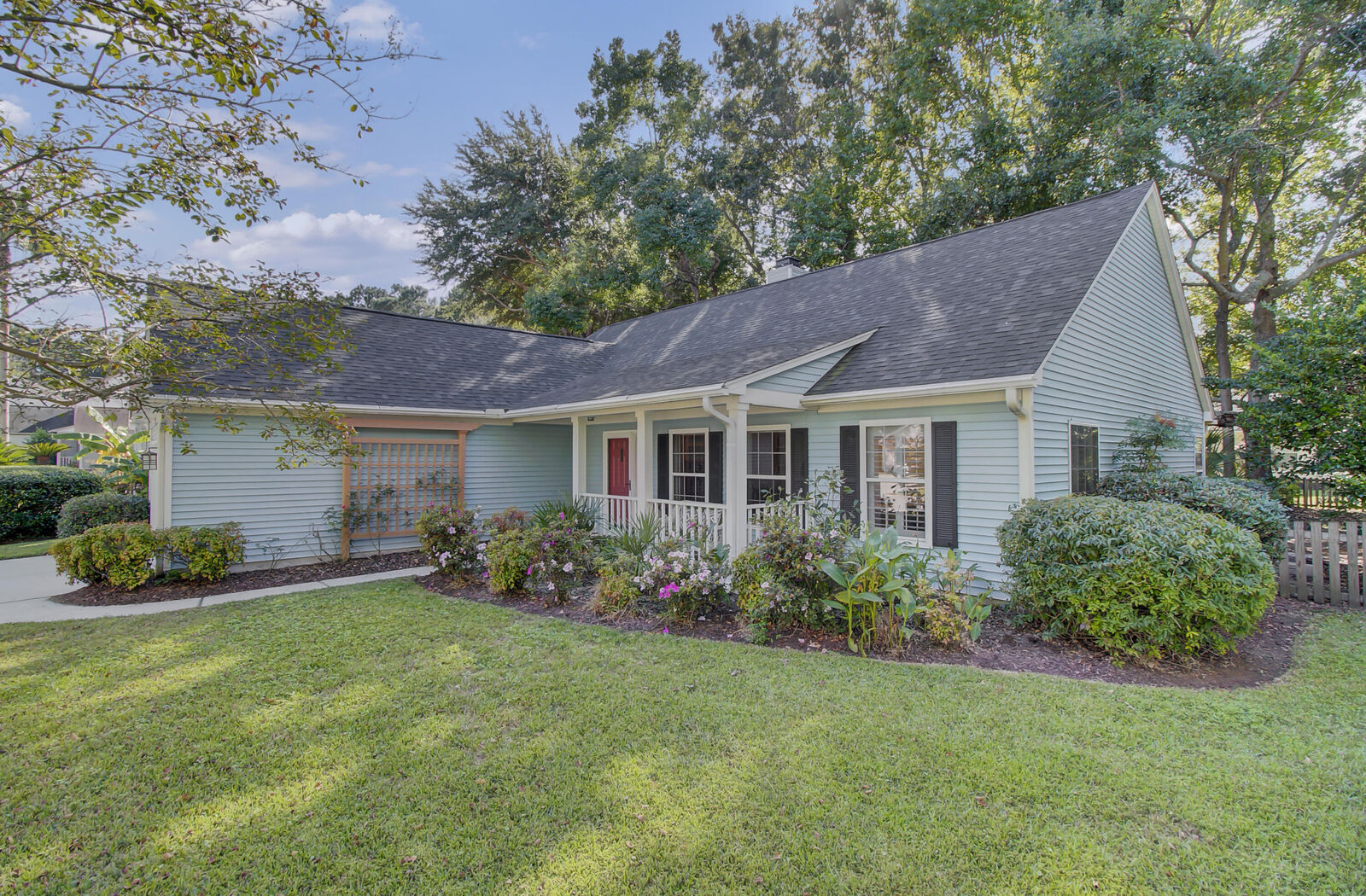 Property Photo:  431 Jardinere Walk  SC 29464 